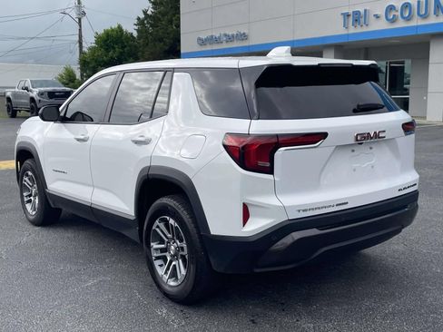 Used 2025 GMC Terrain Elevation AWD/4WD image 5