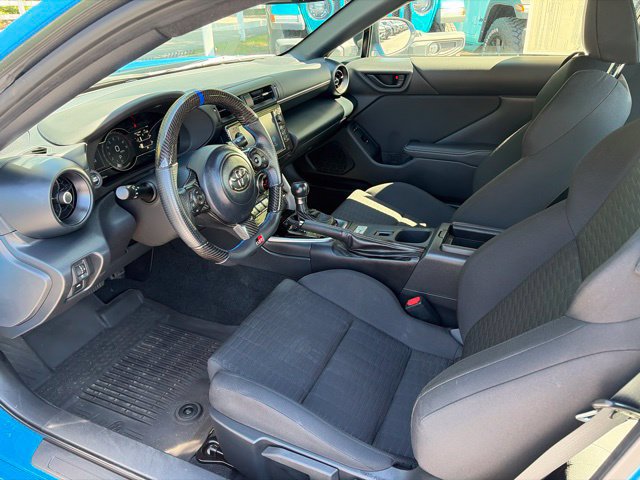 Used 2022 Toyota GR86 RWD image 11
