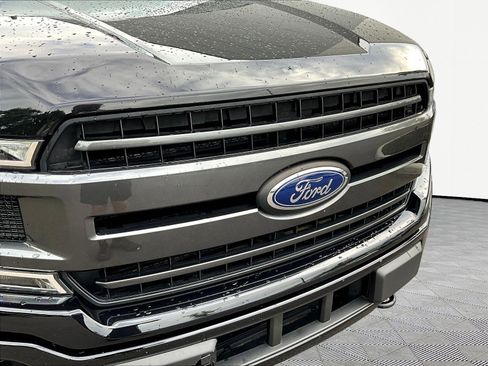 Used 2019 Ford F150 XLT w/ Equipment Group 302A Luxury AWD/4WD image 33