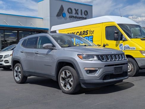 Used 2018 Jeep Compass Limited w/ Navigation Group AWD/4WD image 1