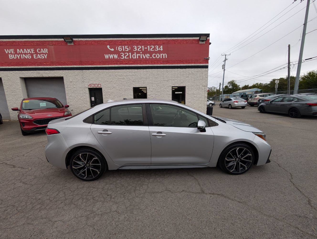Used 2022 Toyota Corolla SE FWD image 5