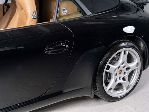 Used 2006 Porsche 911 Carrera RWD image 10