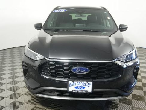 Certified 2025 Ford Escape ST-Line FWD image 8