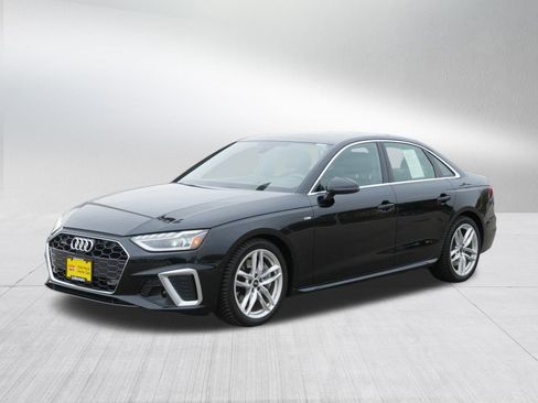 Used 2022 Audi A4 2.0T Prestige w/ Prestige Package image 3