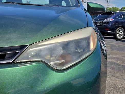 Used 2015 Toyota Corolla LE FWD image 11