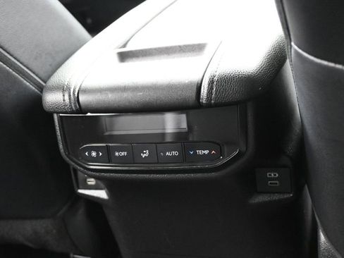 Used 2024 Toyota Grand Highlander FWD image 40