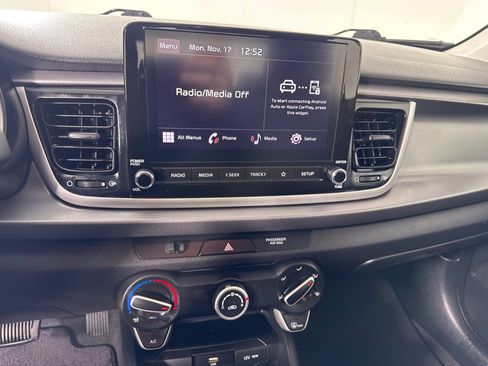 Used 2023 Kia Rio LX image 17