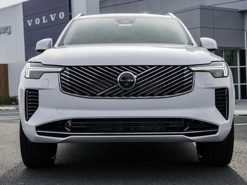 New 2026 Volvo XC90 B6 Plus w/ Protection Package Premier image 2
