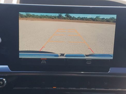 Used 2023 GMC Sierra 1500 Elevation image 30