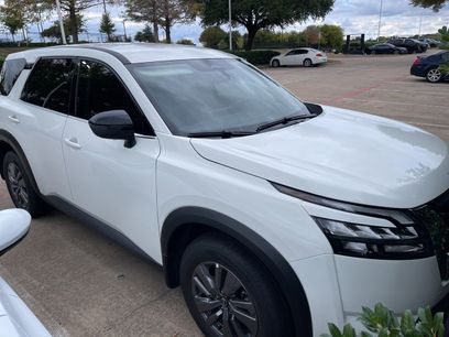 Certified 2025 Nissan Pathfinder S