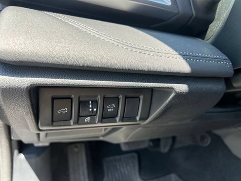 Used 2023 Subaru Outback Limited AWD/4WD image 21