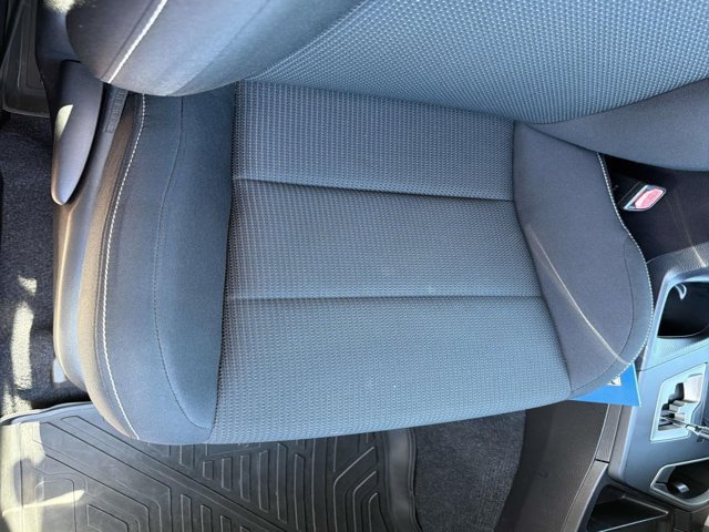 Used 2018 Toyota RAV4 XLE FWD image 15
