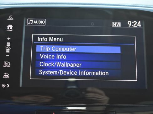 Used 2017 Honda Pilot EX-L image 30