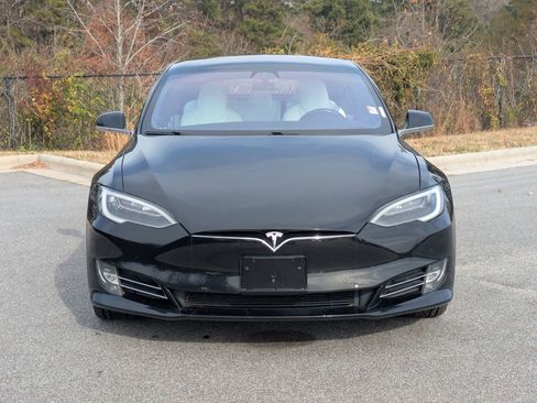 Used 2017 Tesla Model S 100D image 2