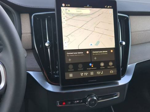 New 2026 Volvo XC90 B6 Plus w/ Protection Package Premier image 28