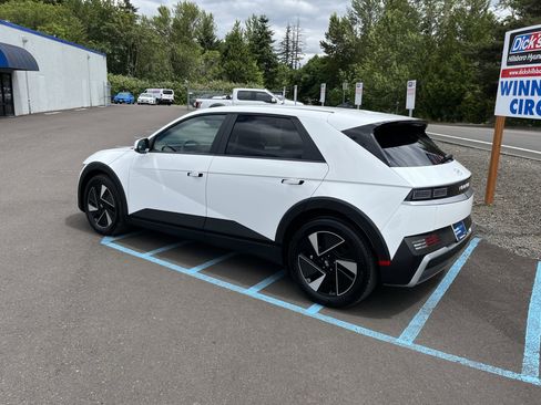 Certified 2026 Hyundai Ioniq 5 SEL RWD image 3