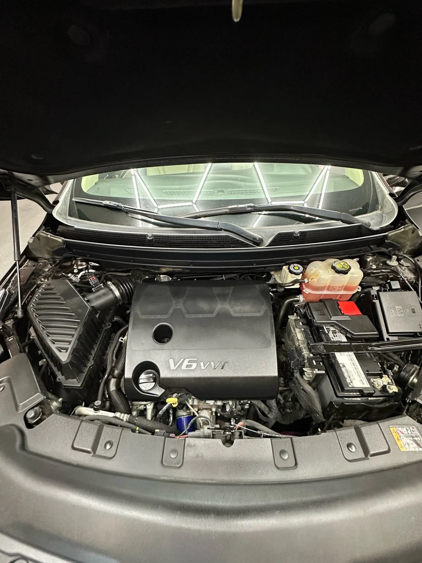 Used 2018 Buick Enclave Essence FWD image 34