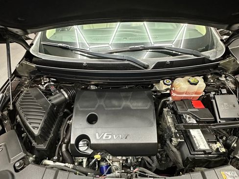 Used 2018 Buick Enclave Essence FWD image 34