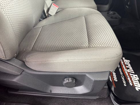 Used 2016 Ford F150 XLT RWD image 29