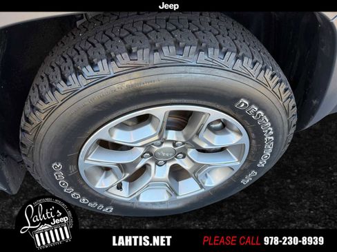 Certified 2022 Jeep Cherokee Trailhawk w/ Sun, Sound & Nav Group image 24