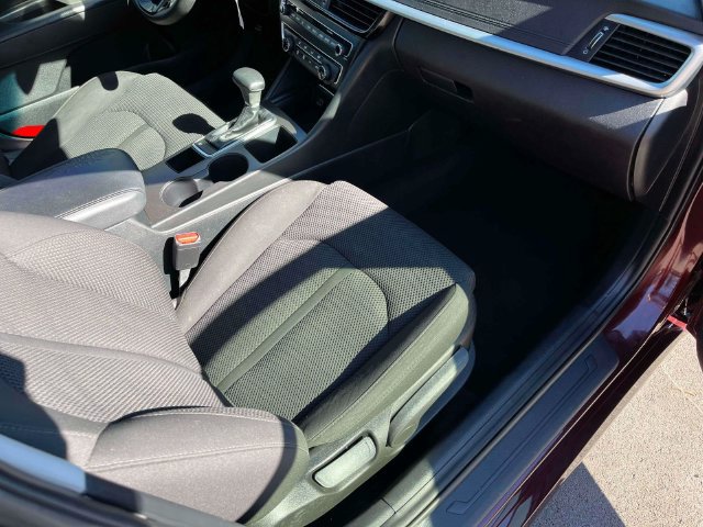 Used 2020 Kia Optima LX FWD image 22