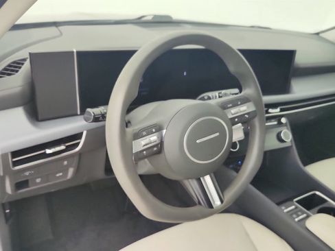 Used 2025 Hyundai Sonata SEL FWD image 13