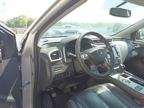 Used 2019 Nissan Murano SL FWD image 19