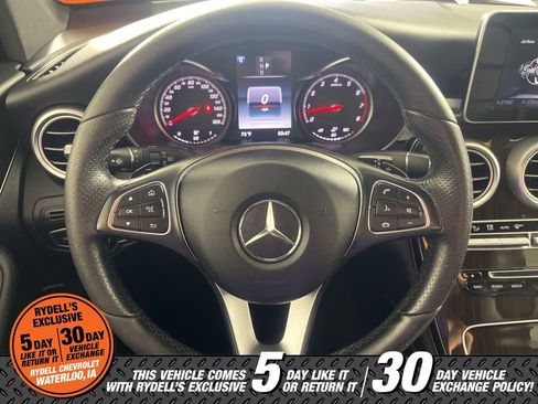 Used 2017 Mercedes-Benz GLC 300 4MATIC image 29