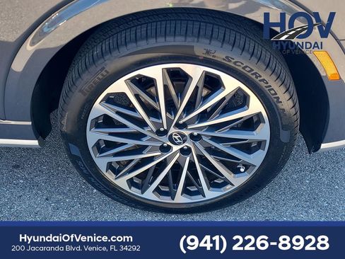 Used 2026 Hyundai Palisade Calligraphy image 16