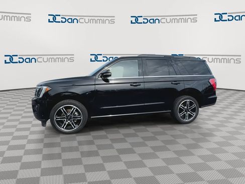 Used 2021 Ford Expedition Limited AWD/4WD image 5