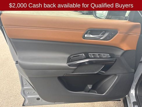 New 2026 Nissan Pathfinder Platinum image 19