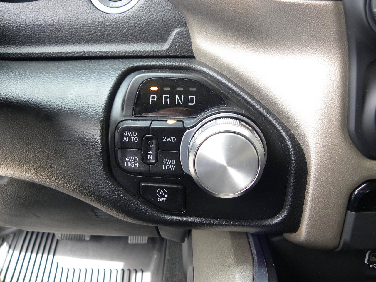 Used 2022 RAM 1500 Laramie AWD/4WD image 16