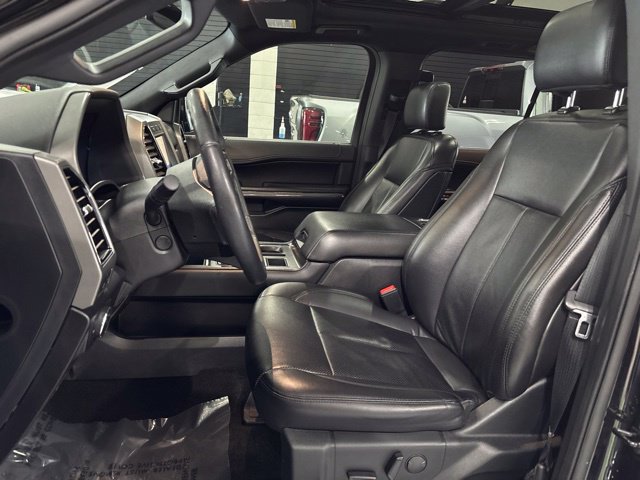 Used 2020 Ford Expedition Max XLT w/ Equipment Group 202A RWD image 15