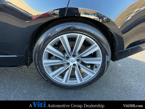 Used 2025 Land Rover Range Rover Long Wheelbase Autobiography image 13