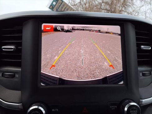 Used 2024 RAM 2500 Big Horn w/ Bed Utility Group image 10