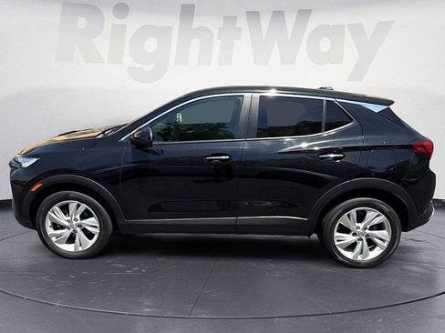 Used 2024 Buick Encore GX Preferred FWD image 2