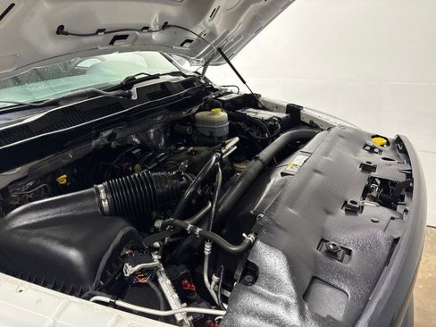 Used 2016 RAM 3500 Tradesman w/ Power & Remote Entry Group image 43