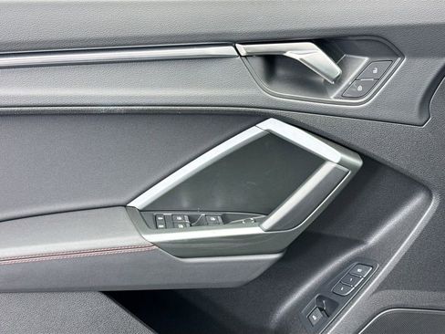 Used 2025 Audi Q3 2.0T Premium Plus w/ Premium Plus Package image 21