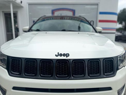Used 2018 Jeep Compass Latitude w/ Popular Equipment Group AWD/4WD image 8