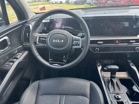 New 2025 Kia Sorento S w/ Panoramic Sunroof Package image 23