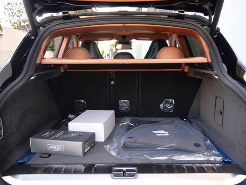 New 2026 Aston Martin DBX 707 image 25