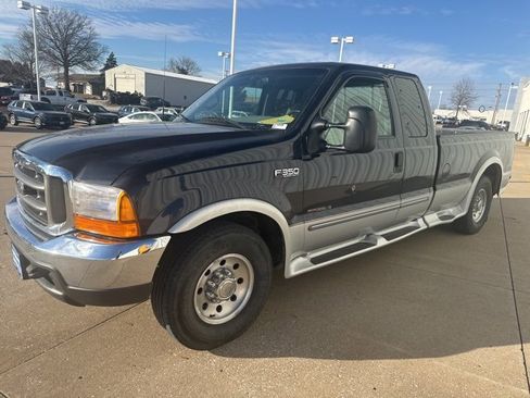 Used 2000 Ford F350 XLT image 4