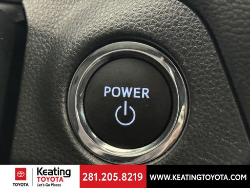 Certified 2025 Toyota RAV4 XLE image 31