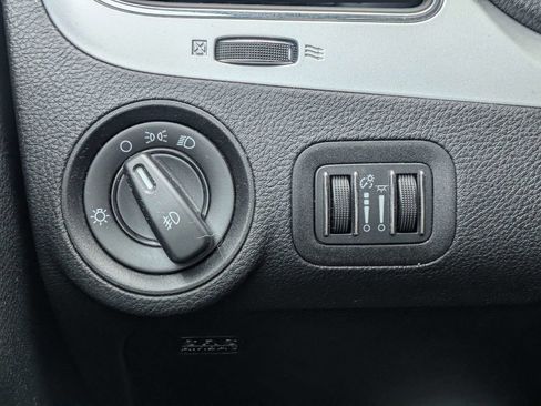 Used 2012 Dodge Journey SXT w/ Popular Equipment Group FWD image 22