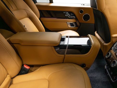 Used 2022 Land Rover Range Rover Autobiography image 74