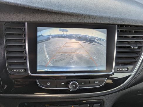 Used 2020 Buick Encore Essence image 16