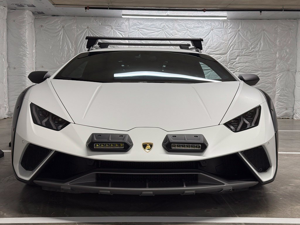 Used 2023 Lamborghini Huracan Sterrato AWD/4WD image 29