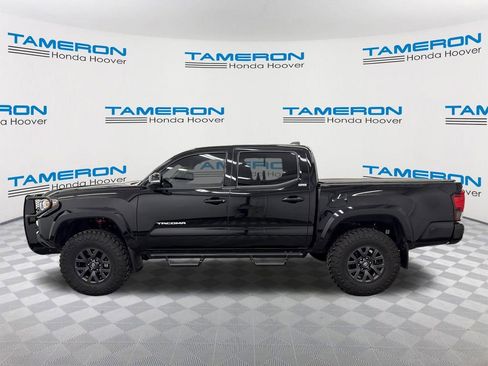 Used 2023 Toyota Tacoma SR5 w/ Technology Package AWD/4WD image 2