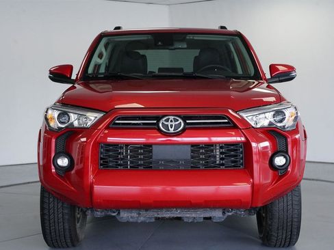 Used 2024 Toyota 4Runner SR5 Premium image 2