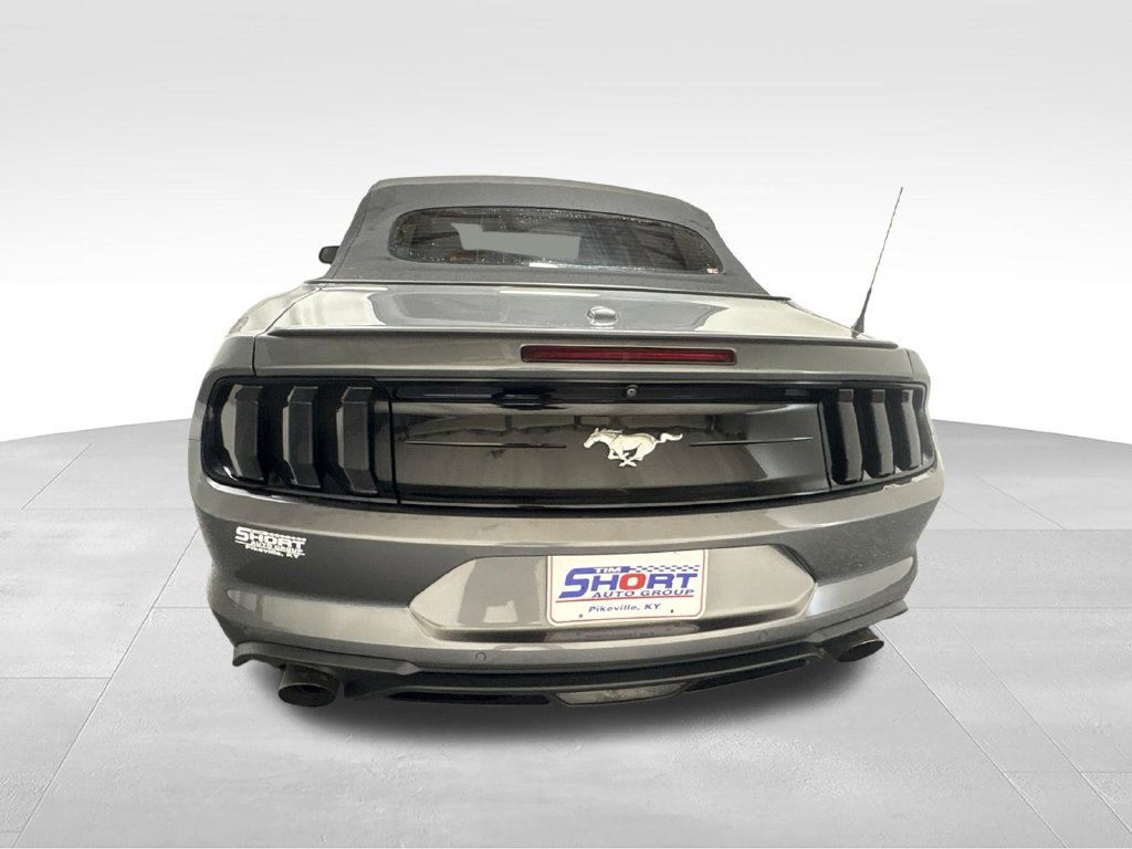 Used 2022 Ford Mustang Premium RWD image 11